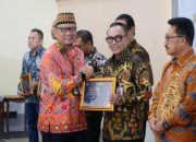 Bupati Way Kanan Terima 2 Anugerah Reksa Bandha Tahun 2023 dari DJKN Kemenkeu RI